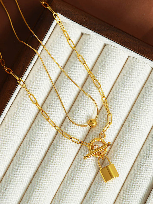 Fob Styled 18K Gold Pendant Necklace